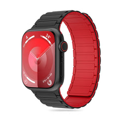 TRAK DOOP ICONBAND MAGNETNI APPLE WATCH 4 / 5 / 6 / 7 / 8 / 9 / SE / ULTRA 1 / 2 (42 / 44 / 45 / 49 MM) ČRNA/RDEČA
