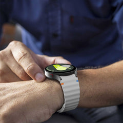 TECH-PROTECT SILIKONSKA ŠPORTNA OHIŠJA ZA SAMSUNG GALAXY WATCH 4 / 5 / 5 PRO / 6 / 7 / FE STARLIGHT